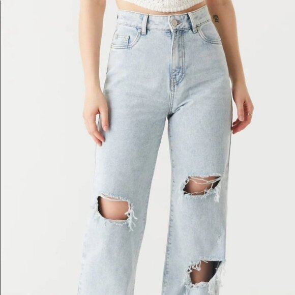 Refuge Denim wide leg high rise distressed  light wash Jeans NWT size 3 - Picture 12 of 16